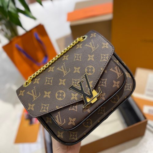 4174962276f37b3b86605b13fb407679