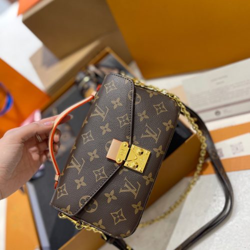 f8c8d280e0daaa9fc5aaff415d3017e8